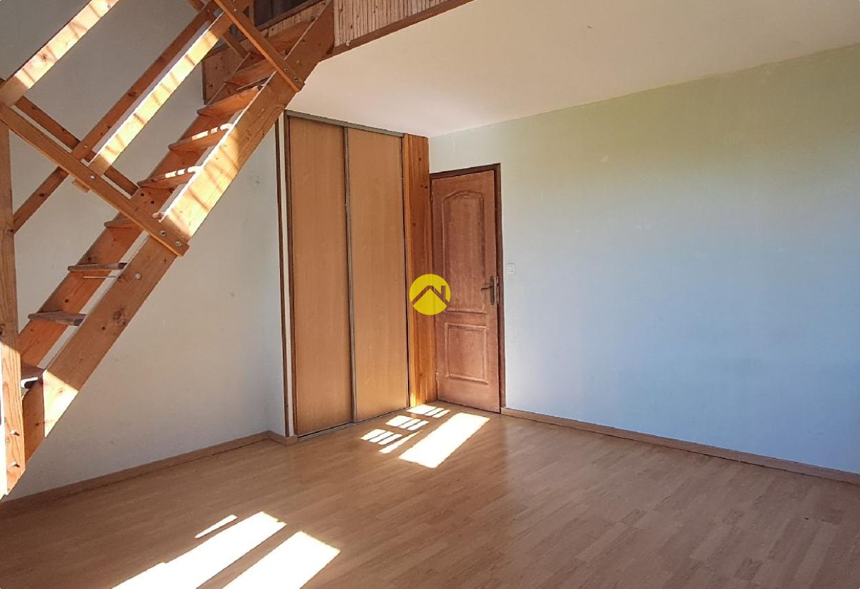 Maison 11 pièces 229 m² à Gipcy, photo 4
