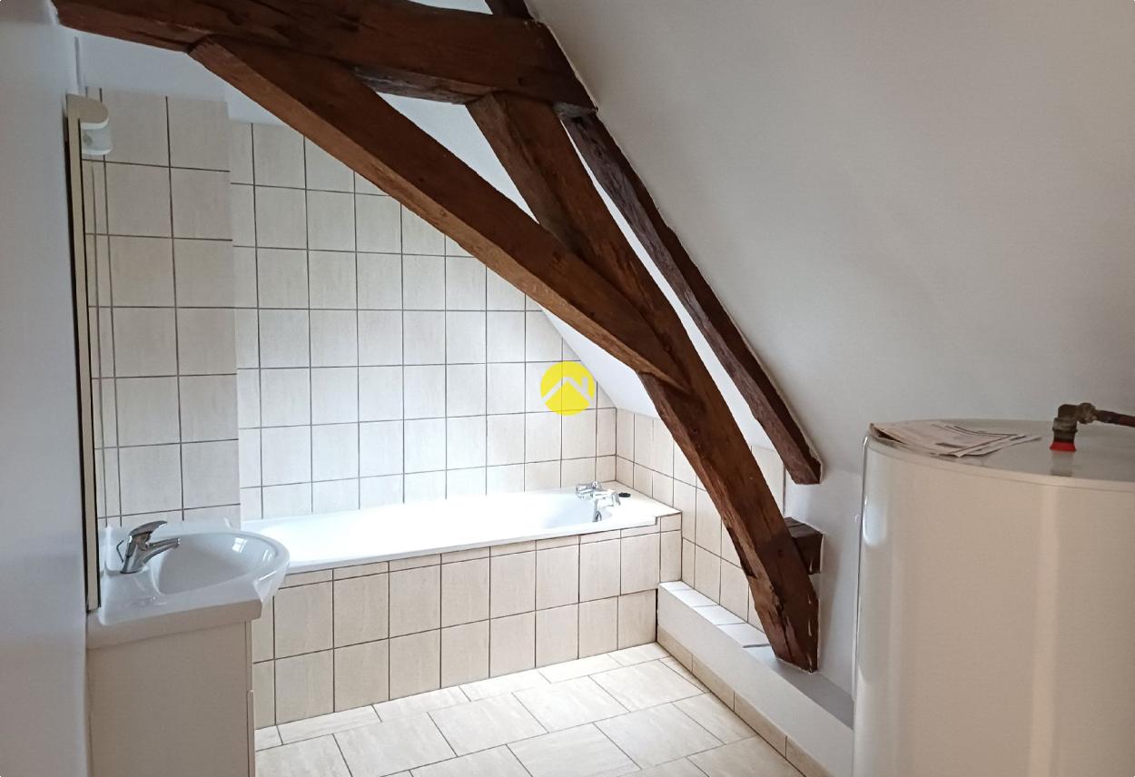 Immeuble 6 pièces 120 m² à Issoudun, photo 6