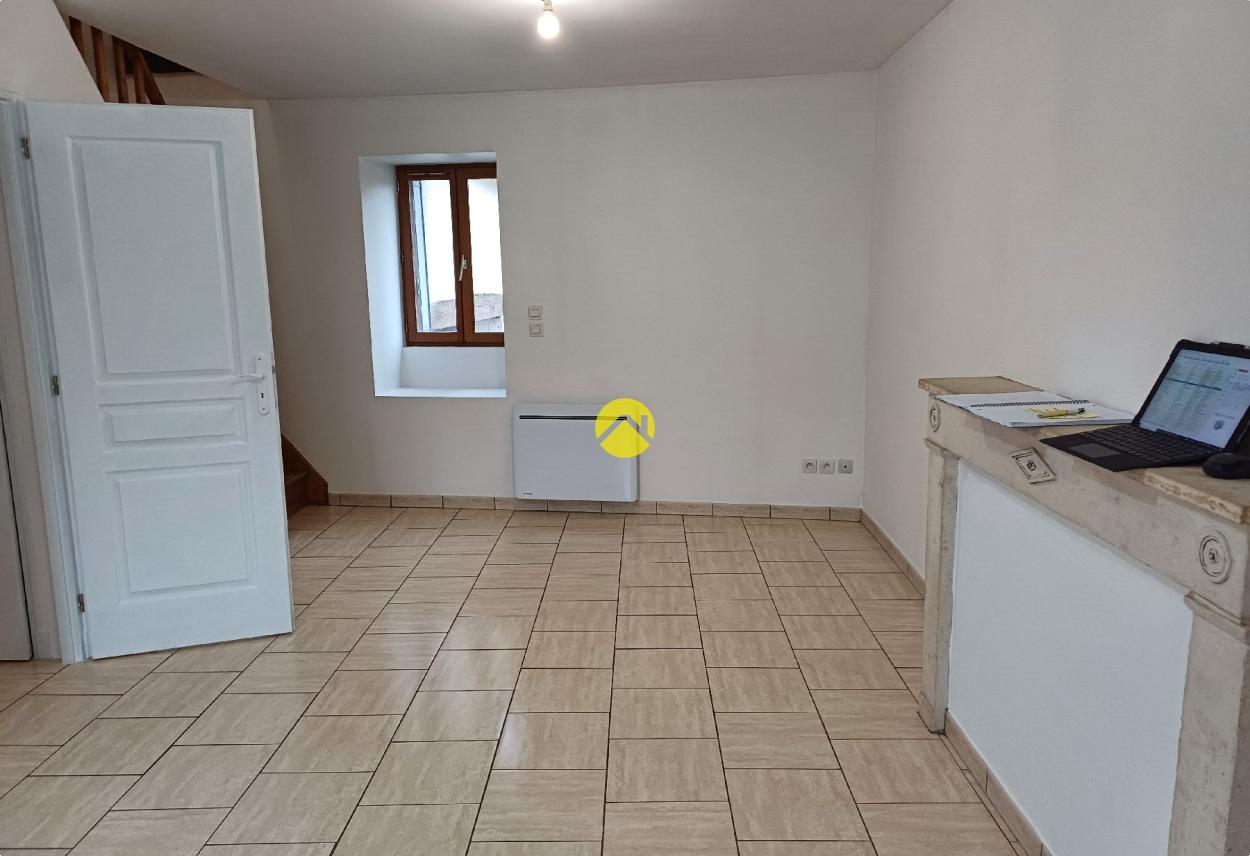 Appartement 6 pièces 120 m² · à Issoudun · 120 m² · 162 000 €