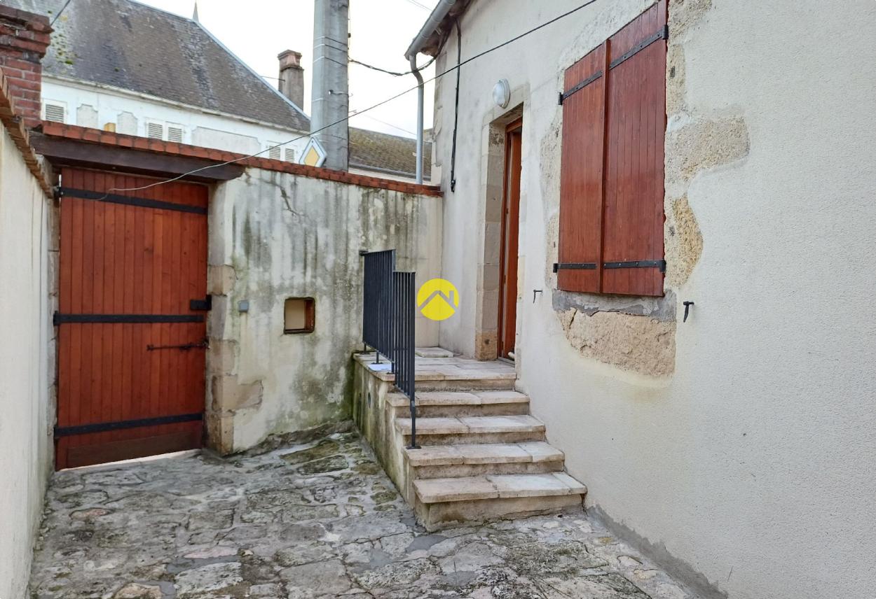 Immeuble 6 pièces 120 m² à Issoudun, photo 10