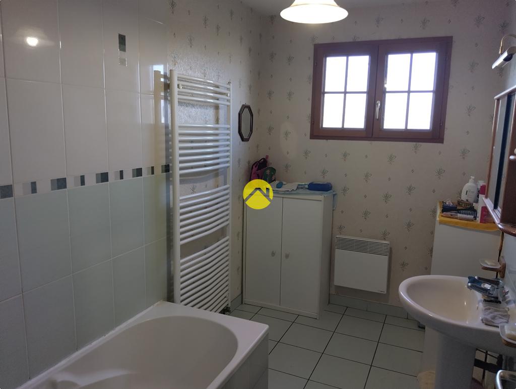 Maison 5 pièces 125 m² à Le Veurdre, photo 4
