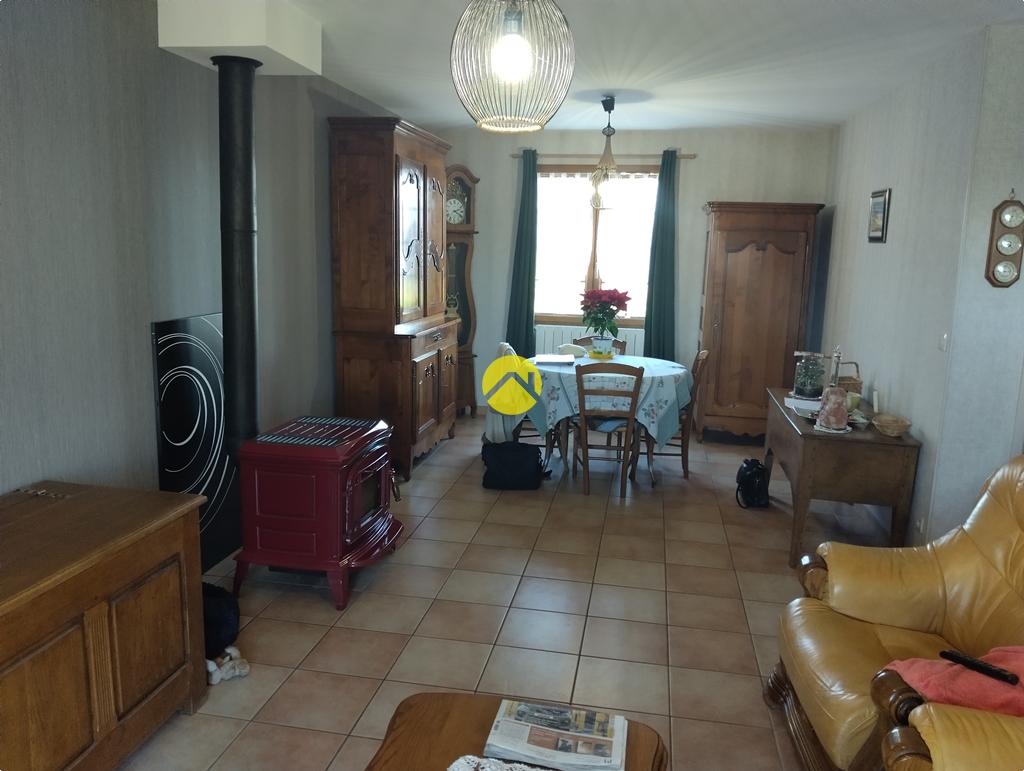 Maison 5 pièces 125 m² à Le Veurdre, photo 2