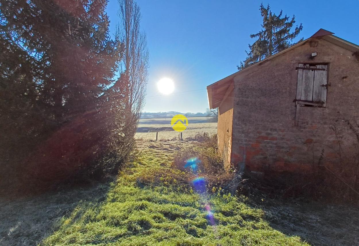 Maison 3 pièces 70 m² · à Cerilly · 70 m² · 46 500 €