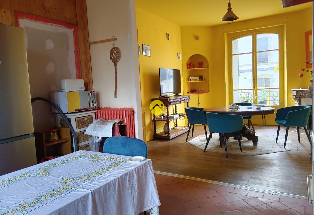 Maison 4 pièces 103 m² · à Bonnat · 103 m² · 124 000 €