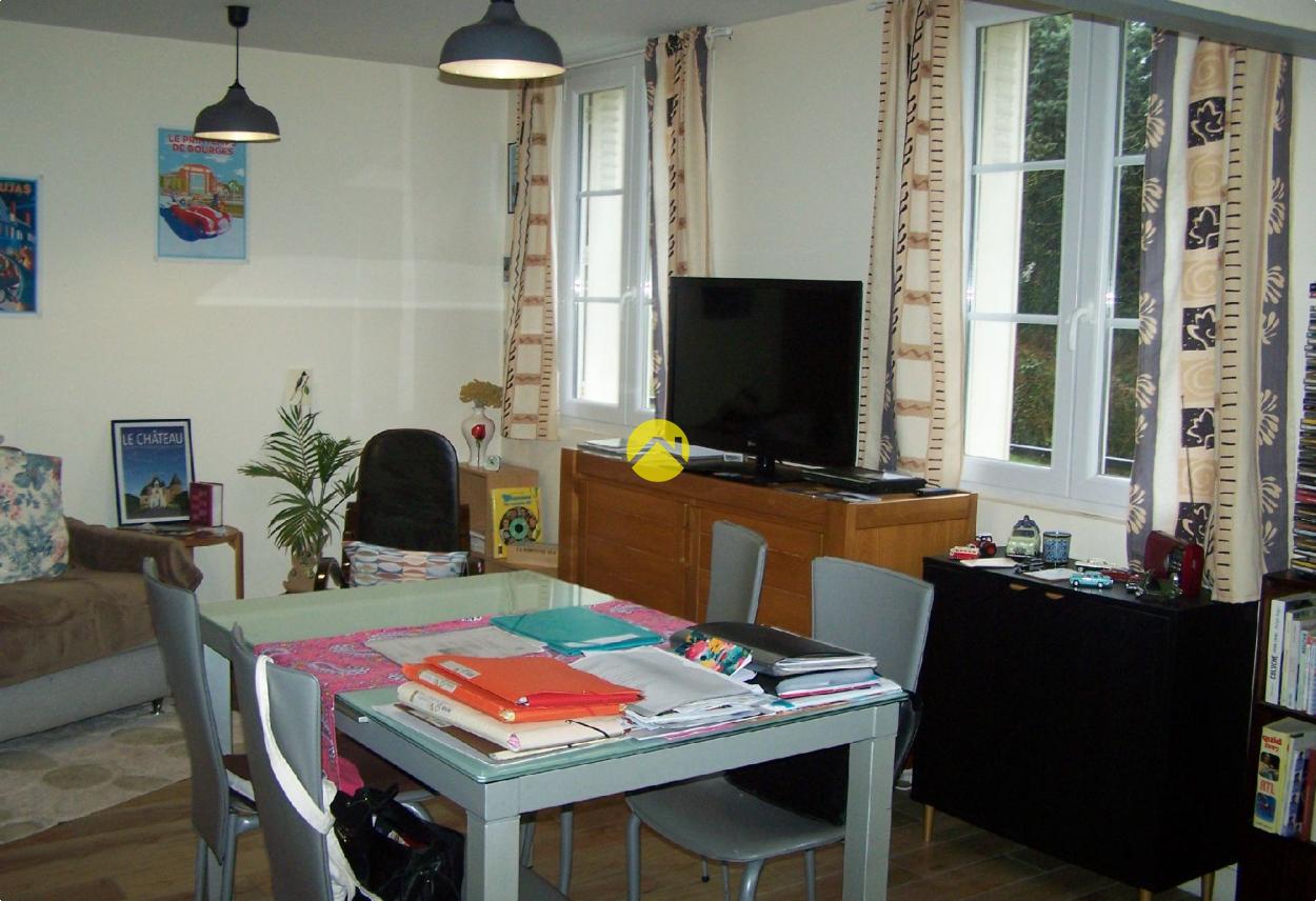 Appartement 3 pièces 50 m² · à Saint Florent sur Cher · 50 m² · 49 500 €