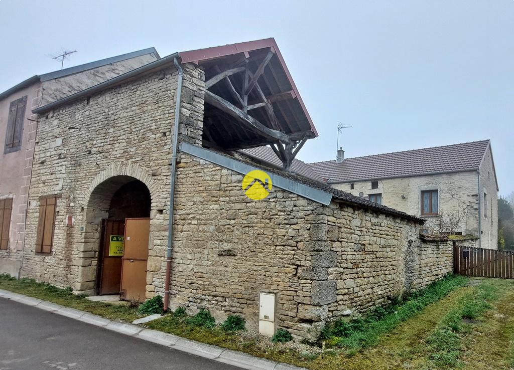 Maison 4 pièces 107 m² à Laignes, photo 2