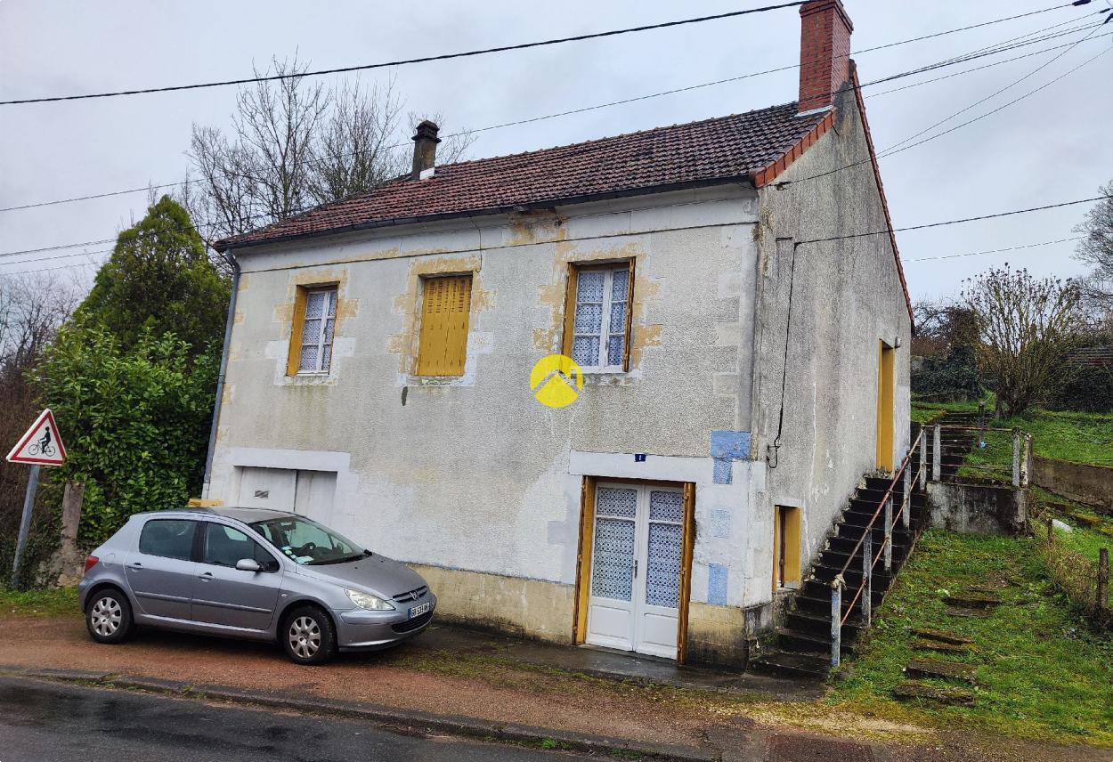 Maison 3 pièces 106 m² · à Jouet-sur-l'Aubois · 106 m² · 49 900 €