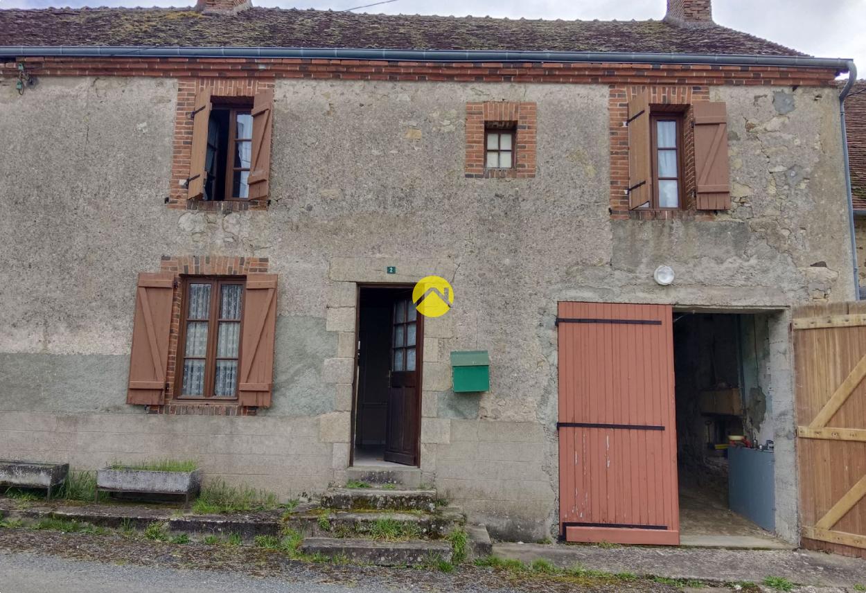 Maison 4 pièces 85 m² · à Cheniers · 85 m² · 40 000 €