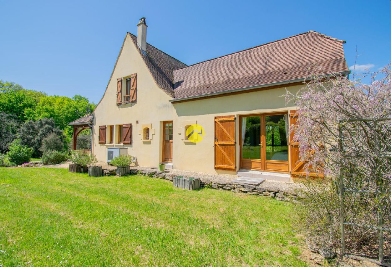 Maison 8 pièces 215 m² à Le-Buisson-de-Cadouin, photo 3