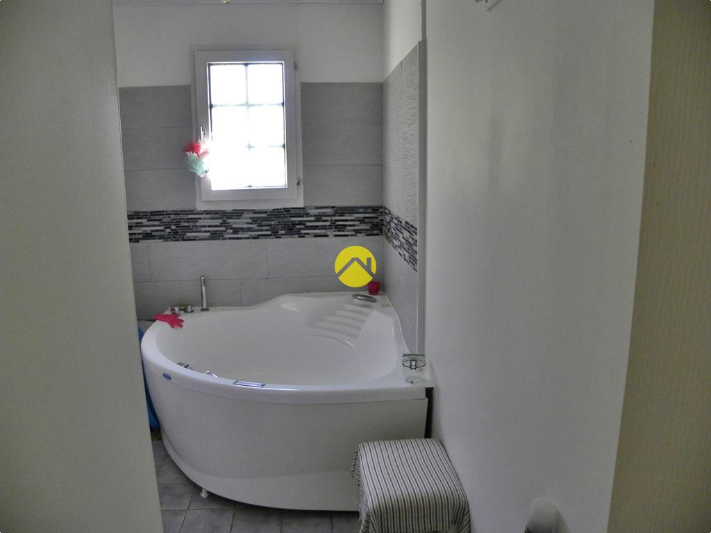 Maison 6 pièces 105 m² à Lere, photo 9