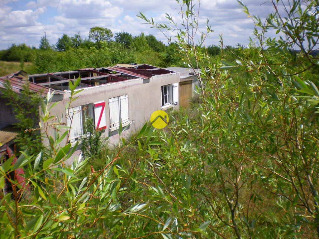 Terrain 1950 m² · à Montrichard Val de Cher · 18 000 €