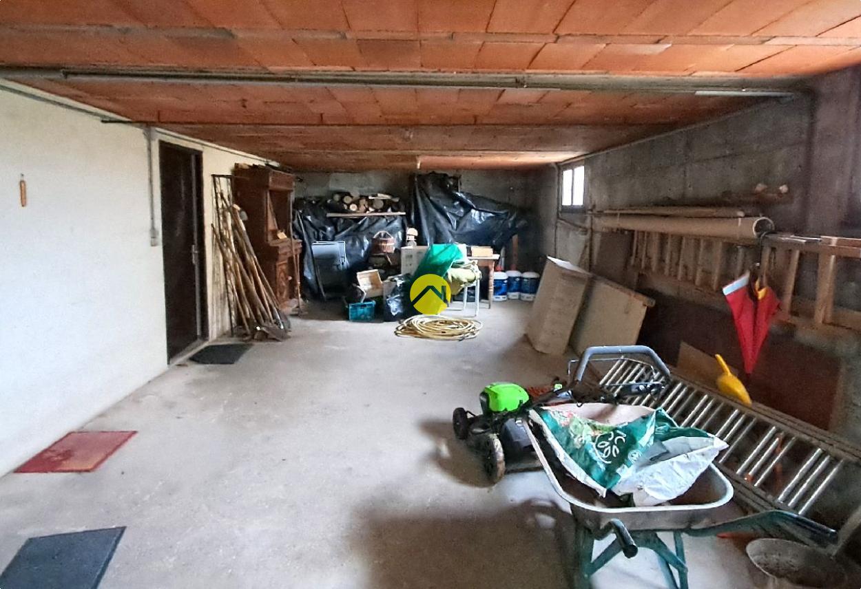 Maison 5 pièces 101 m² à Ygrande, photo 2