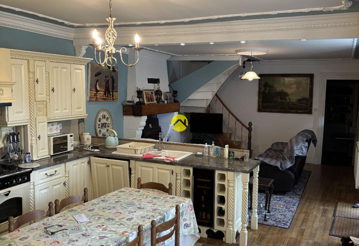 Maison 10 pièces 180 m² à Trémolat, photo 3