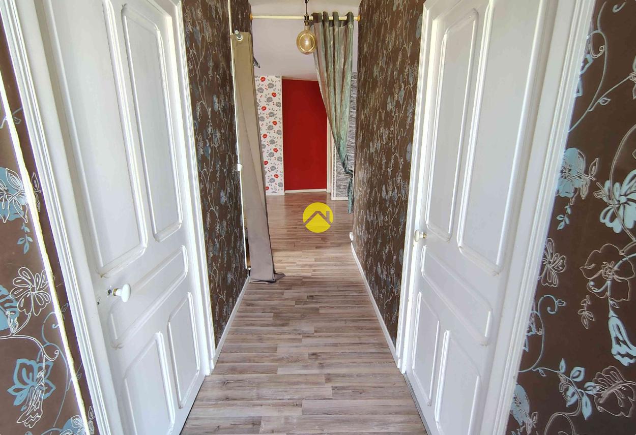 Maison 5 pièces 126 m² à Sancoins, photo 8