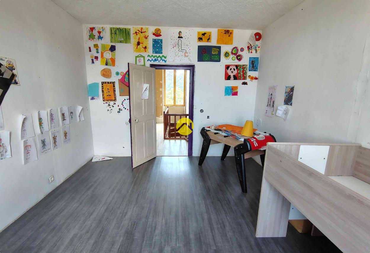Maison 5 pièces 126 m² à Sancoins, photo 11