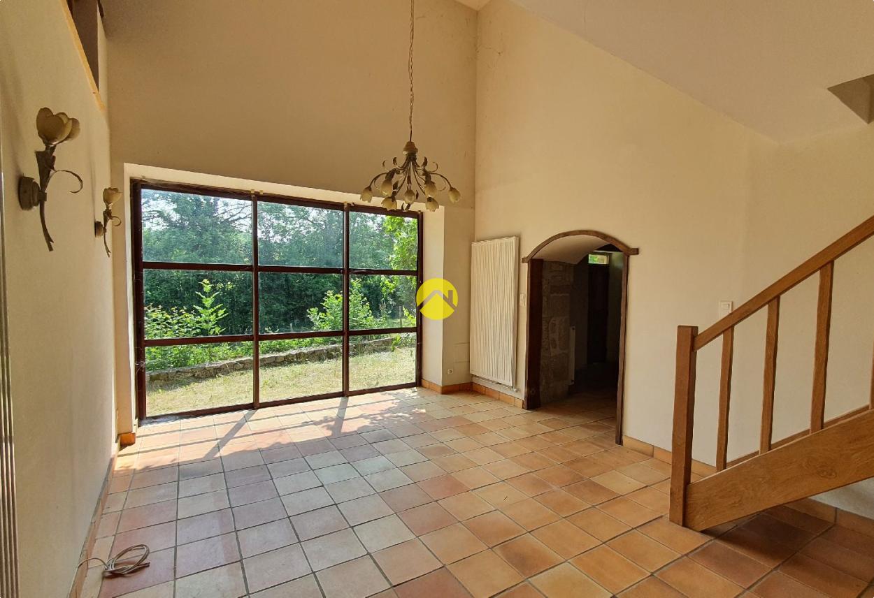 Maison 8 pièces 180 m² à Auzances, photo 4
