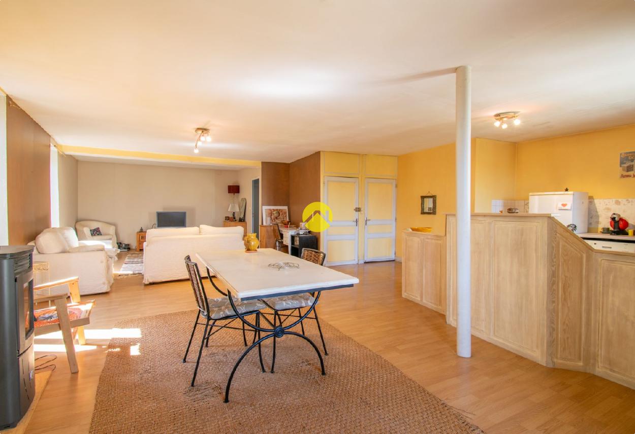 Appartement 5 pièces 122 m² · à Siorac-en-Périgord · 122 m² · 130 800 €