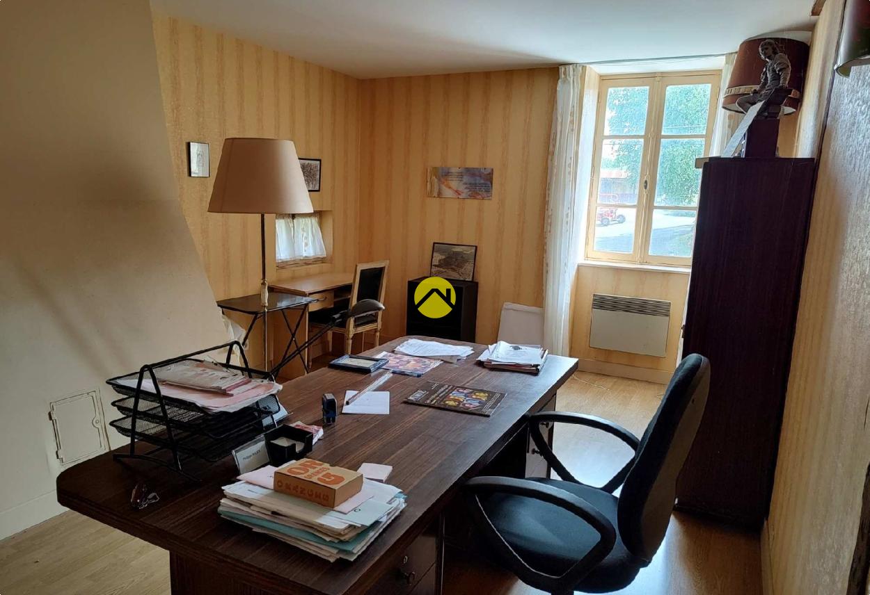 Maison 6 pièces 122 m² à Dun le Palestel, photo 11