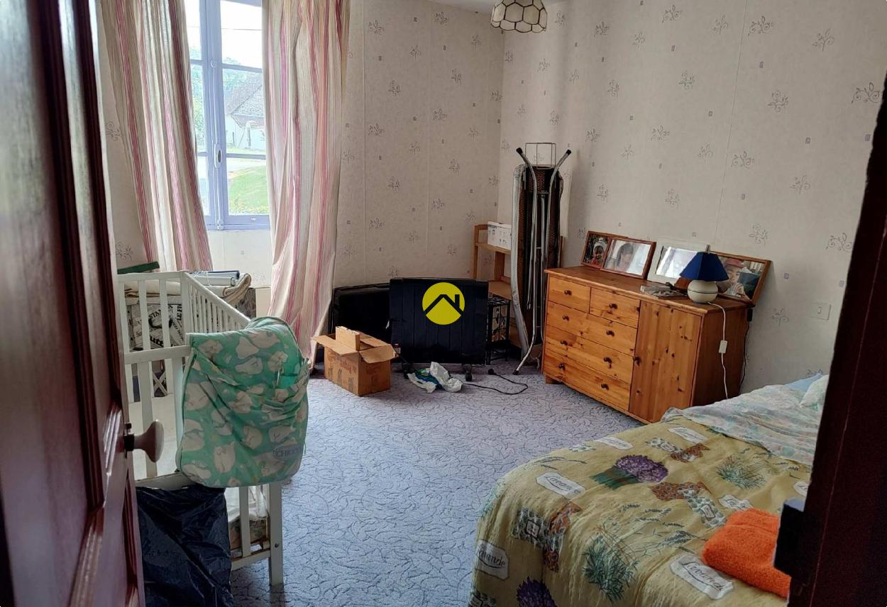 Maison 6 pièces 122 m² à Dun le Palestel, photo 12