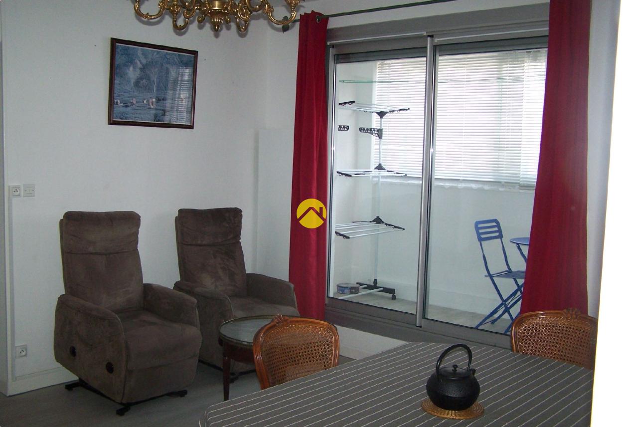 Appartement 3 pièces 51 m² à Saint Florent sur Cher, photo 2