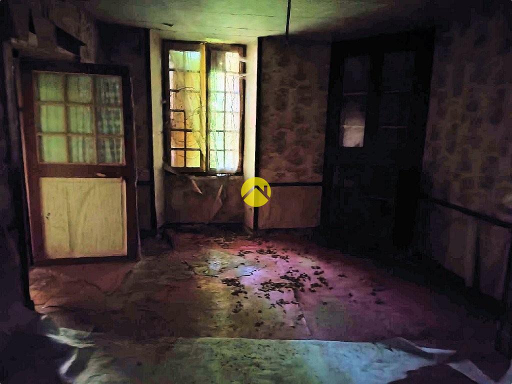 Maison 5 pièces 131 m² à Dun-le-Palestel, photo 4