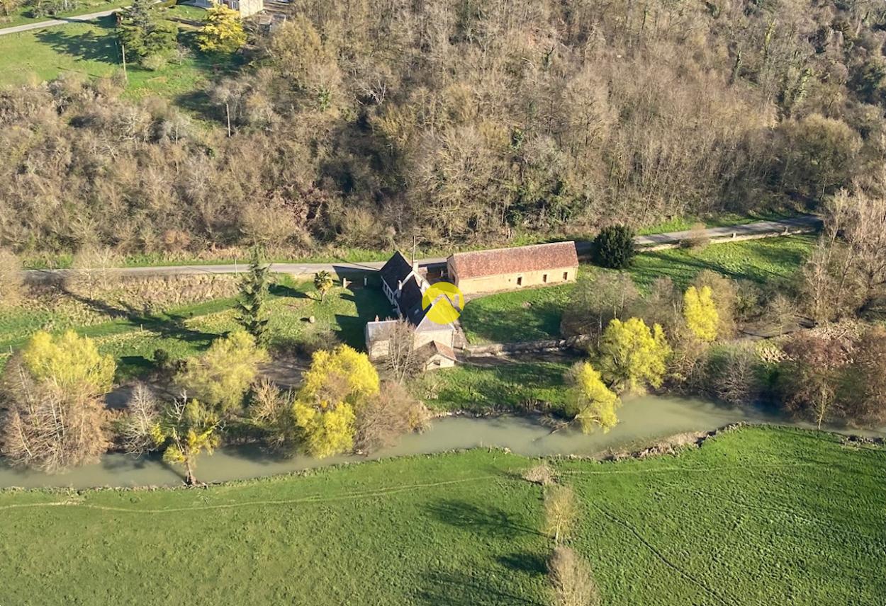 Maison 7 pièces 254 m² · à Chabris · 254 m² · 225 000 €