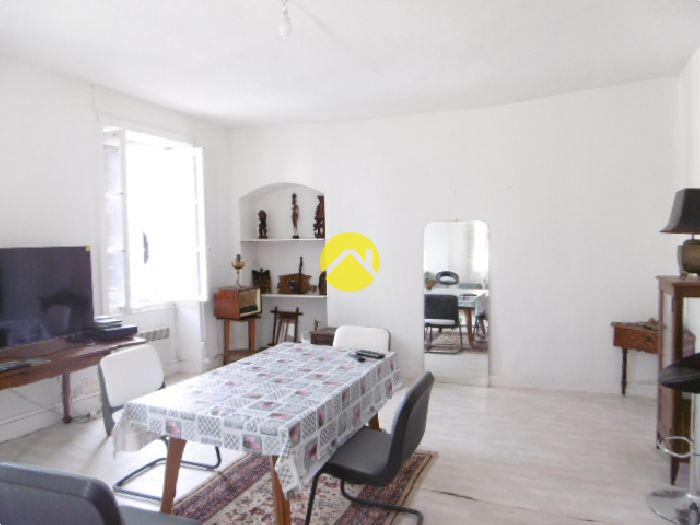 Maison 7 pièces 115 m² à Bélâbre, photo 2