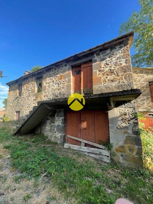 Maison 2 pièces 160 m² · à Saint-Flour · 160 m² · 37 500 €
