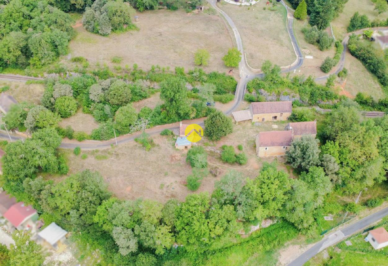 Maison 5 pièces 200 m² · à Vézac · 200 m² · 172 800 €