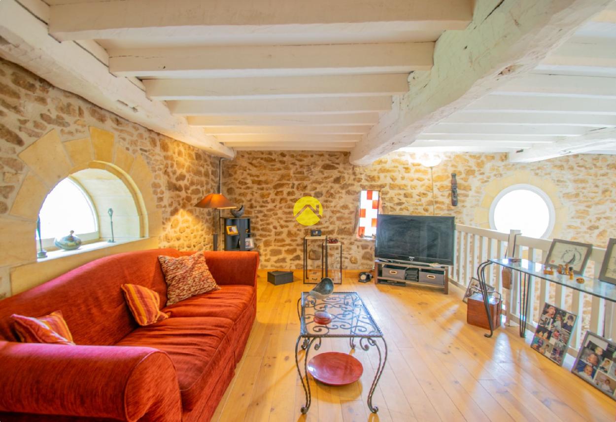 Maison 15 pièces 238 m² à Le-Buisson-de-Cadouin, photo 8