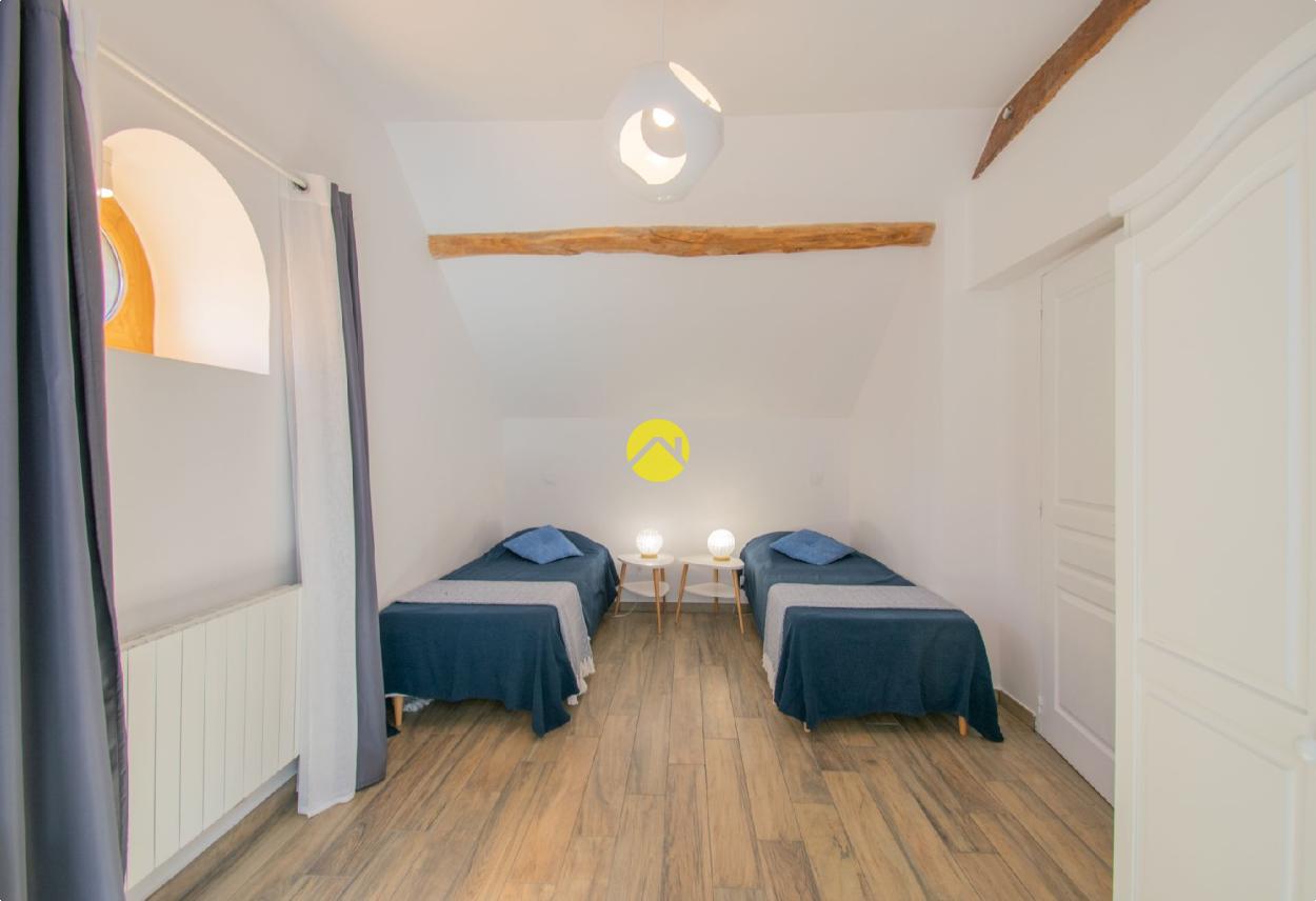 Maison 15 pièces 238 m² à Le-Buisson-de-Cadouin, photo 17