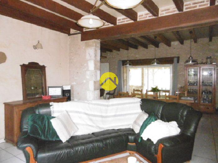 Maison 6 pièces 176 m² à Saint-Hilaire-sur-Benaize, photo 6