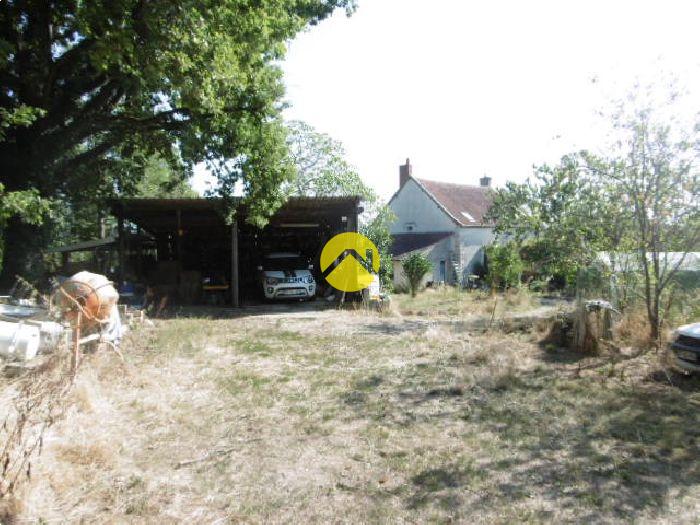 Maison 6 pièces 176 m² · à Saint-Hilaire-sur-Benaize · 176 m² · 120 000 €
