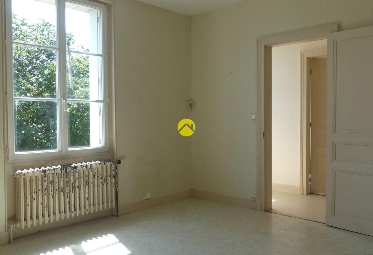Maison 6 pièces 122 m² à Channay sur Lathan, photo 2