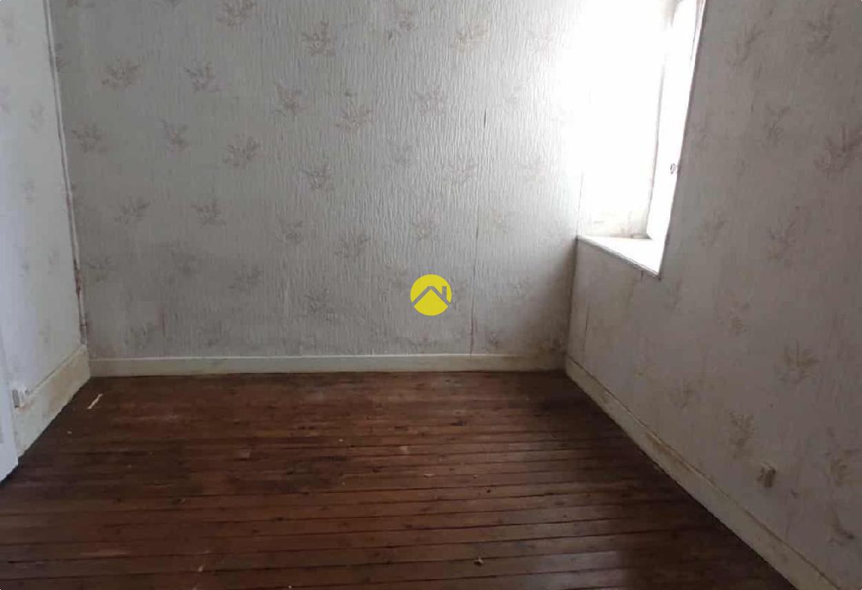Maison 4 pièces 65 m² à Noyant d'Allier, photo 3