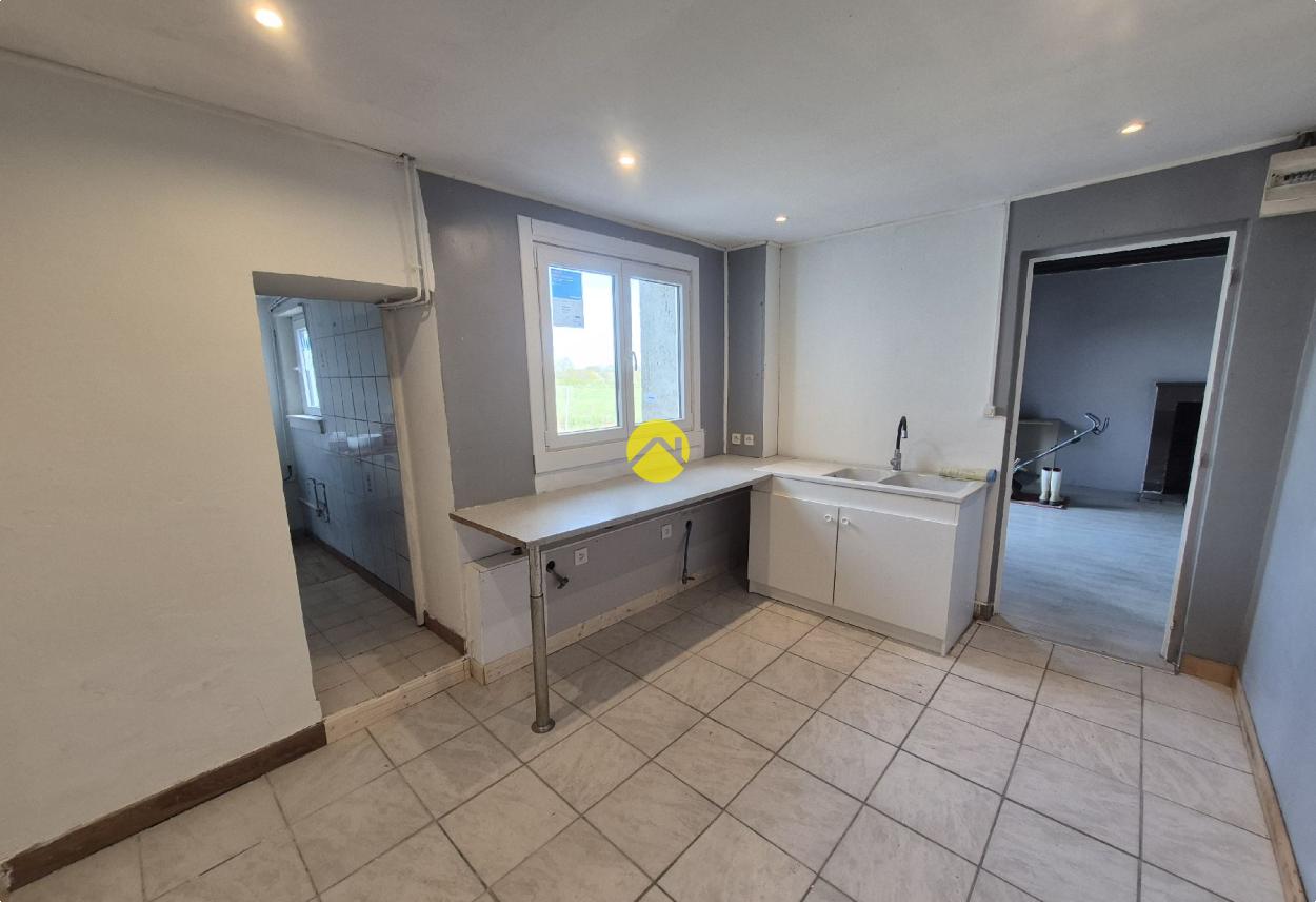 Maison 5 pièces 70 m² à La Berthenoux, photo 2
