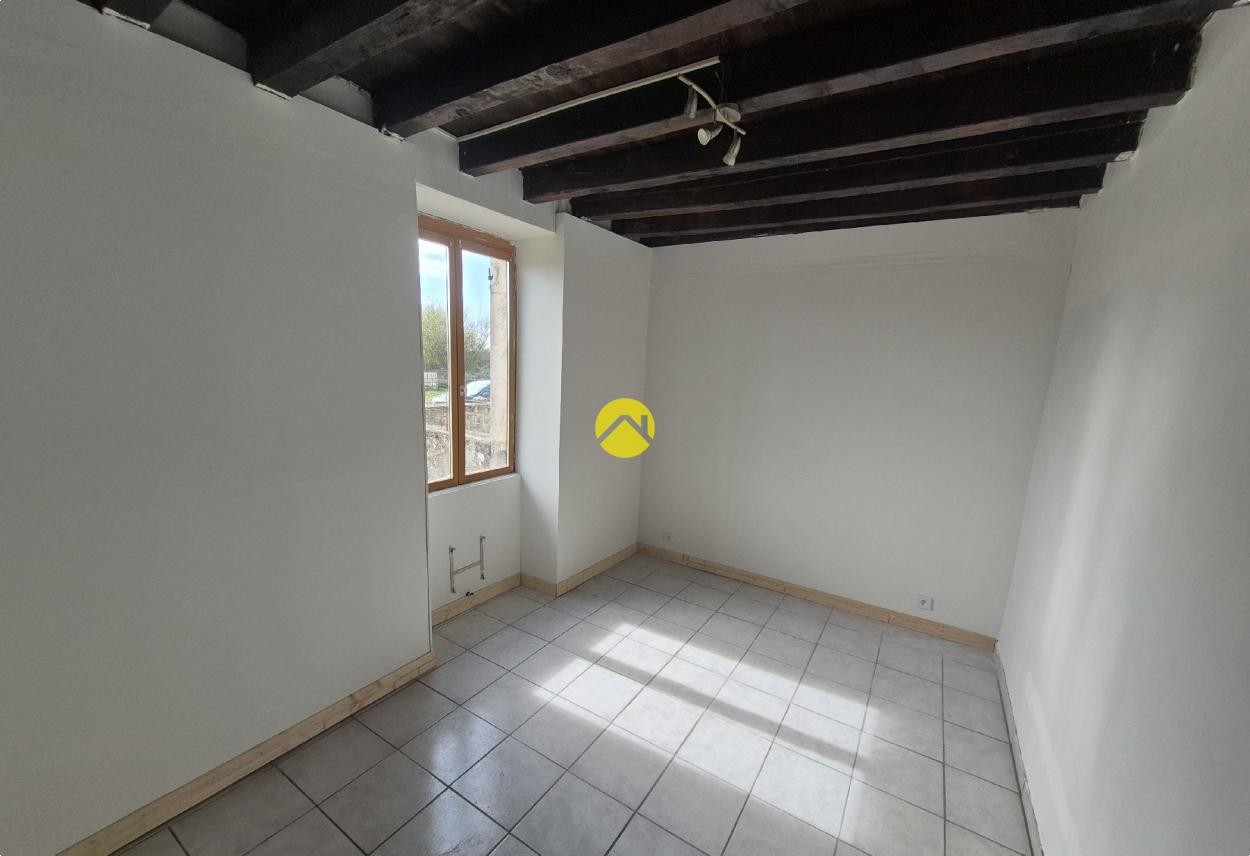 Maison 5 pièces 70 m² à La Berthenoux, photo 7