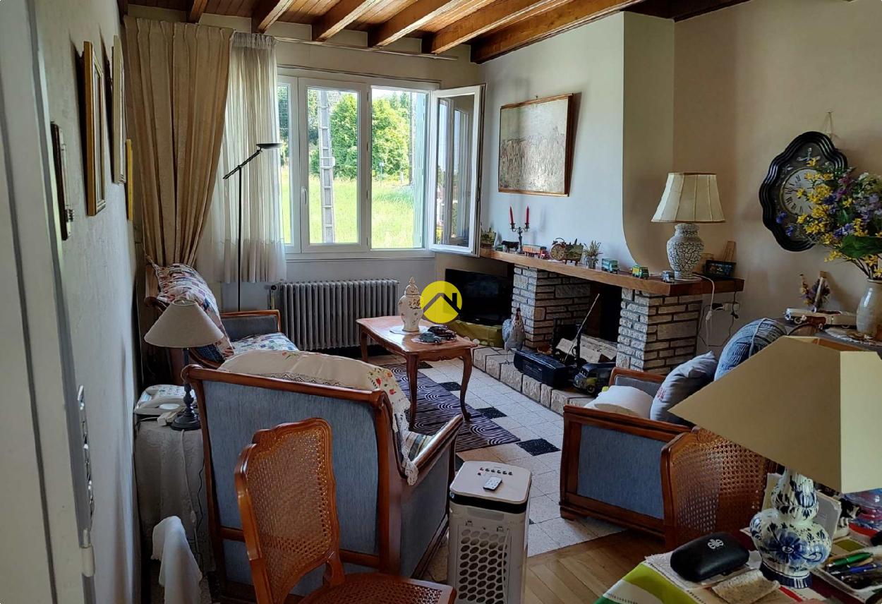 Maison 7 pièces 130 m² à Dun-le-Palestel, photo 3