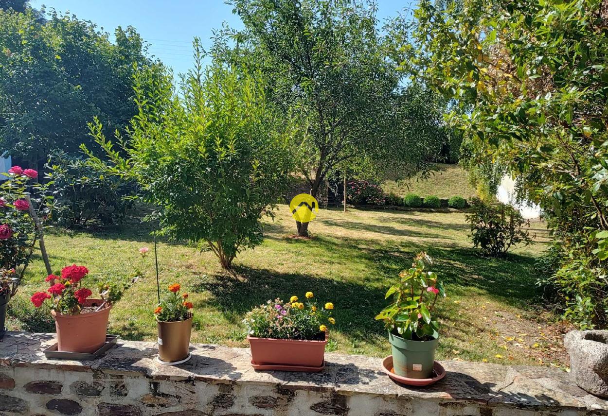 Maison 7 pièces 130 m² à Dun-le-Palestel, photo 11