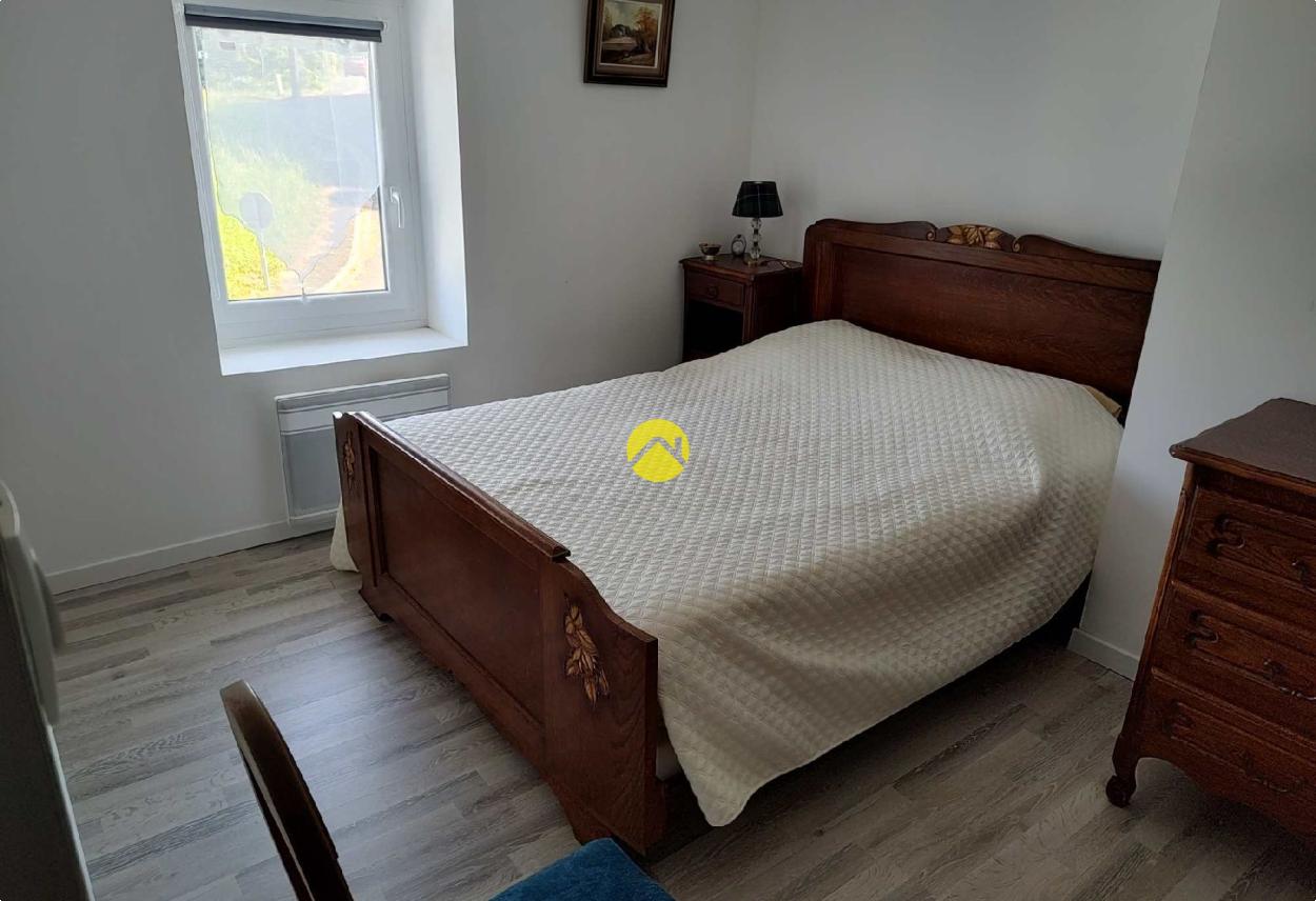 Maison 7 pièces 130 m² à Dun-le-Palestel, photo 9