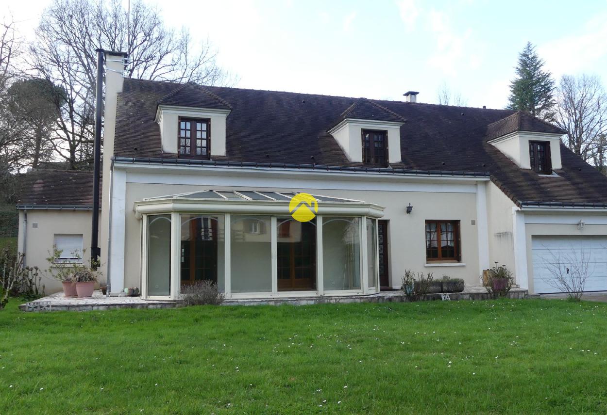 Maison 8 pièces 201 m² · à Langeais · 201 m² · 350 000 €