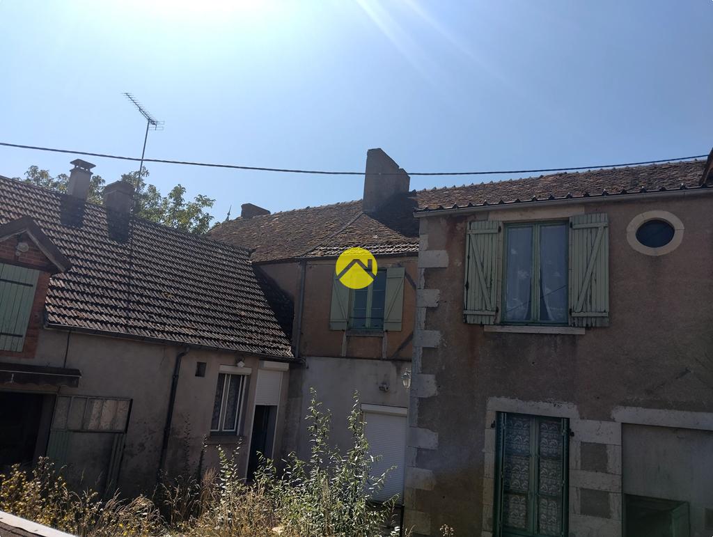 Maison 5 pièces 139 m² · à Saint Amand Montrond · 139 m² · 61 500 €