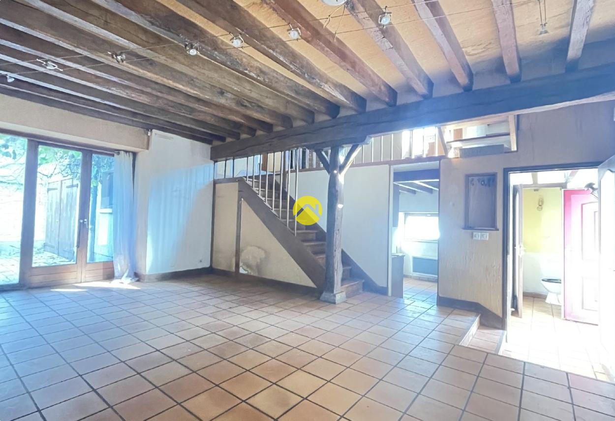 Maison 6 pièces 128 m² à Bourges, photo 2