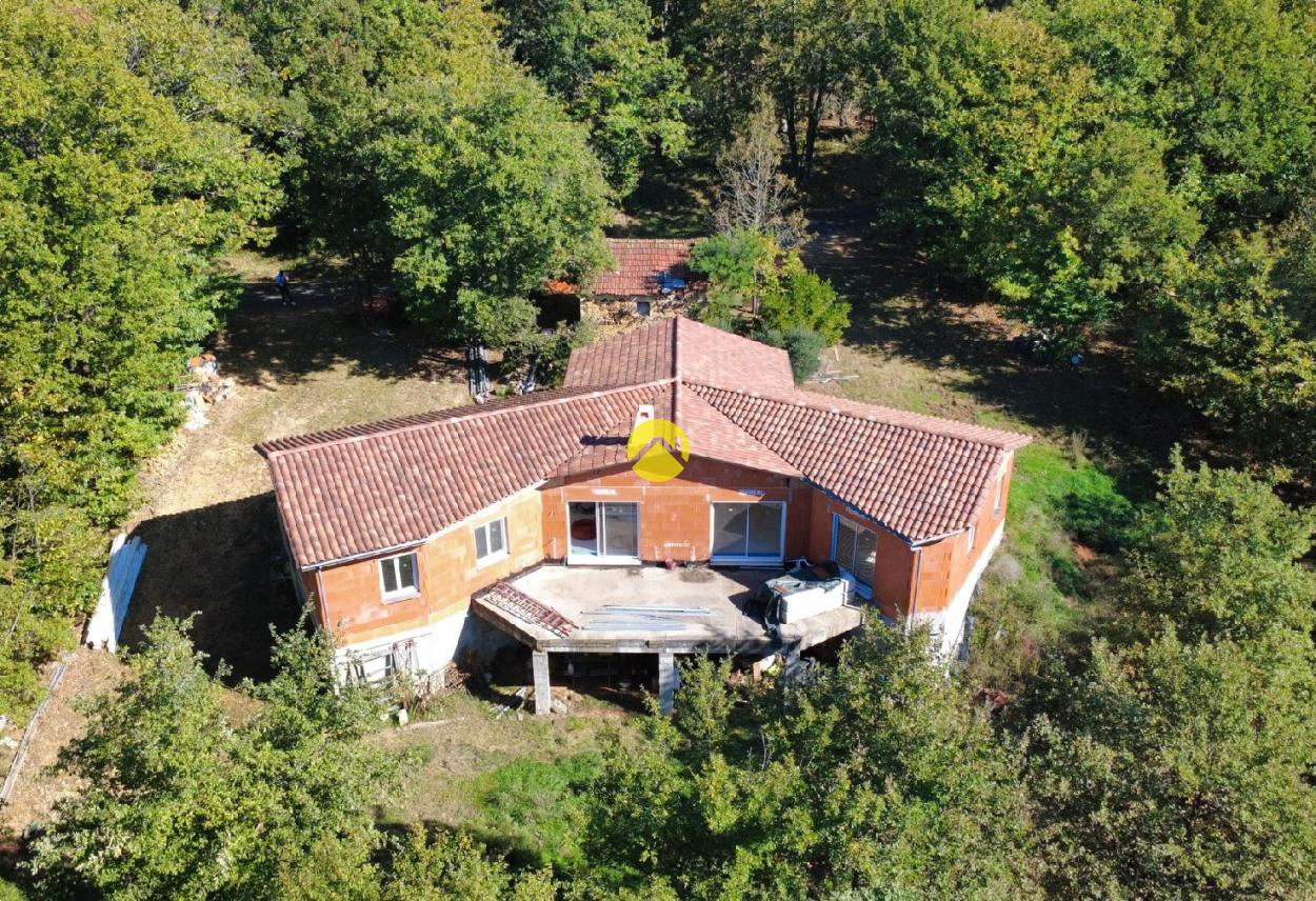 Maison 6 pièces 153 m² à Le-Buisson-de-Cadouin, photo 2