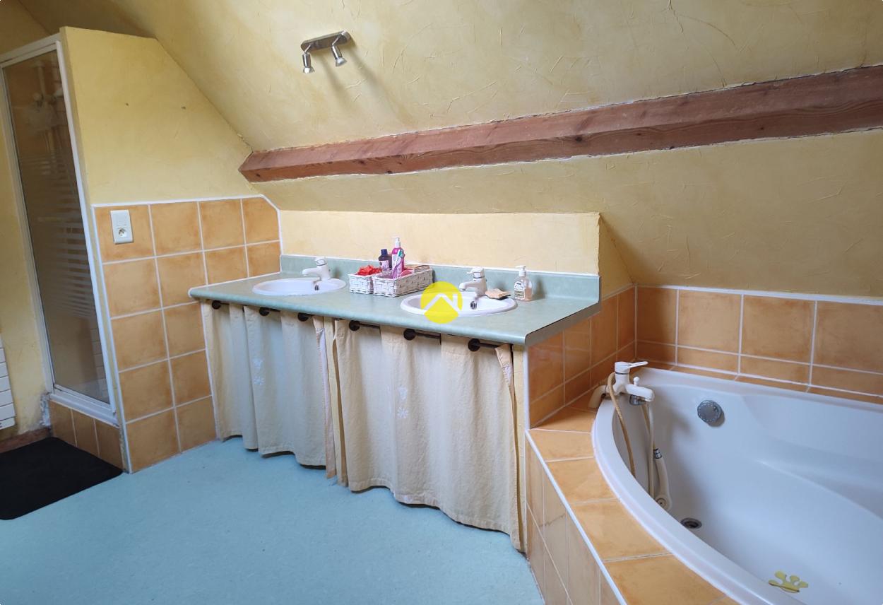 Maison 6 pièces 144 m² à Saint-Martin-d'Auxigny, photo 7