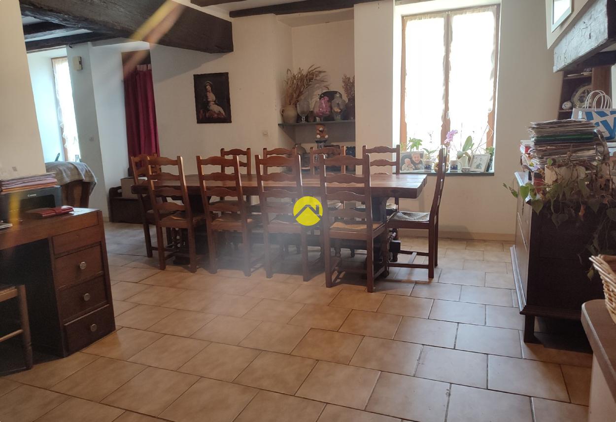 Maison 6 pièces 144 m² à Saint-Martin-d'Auxigny, photo 4