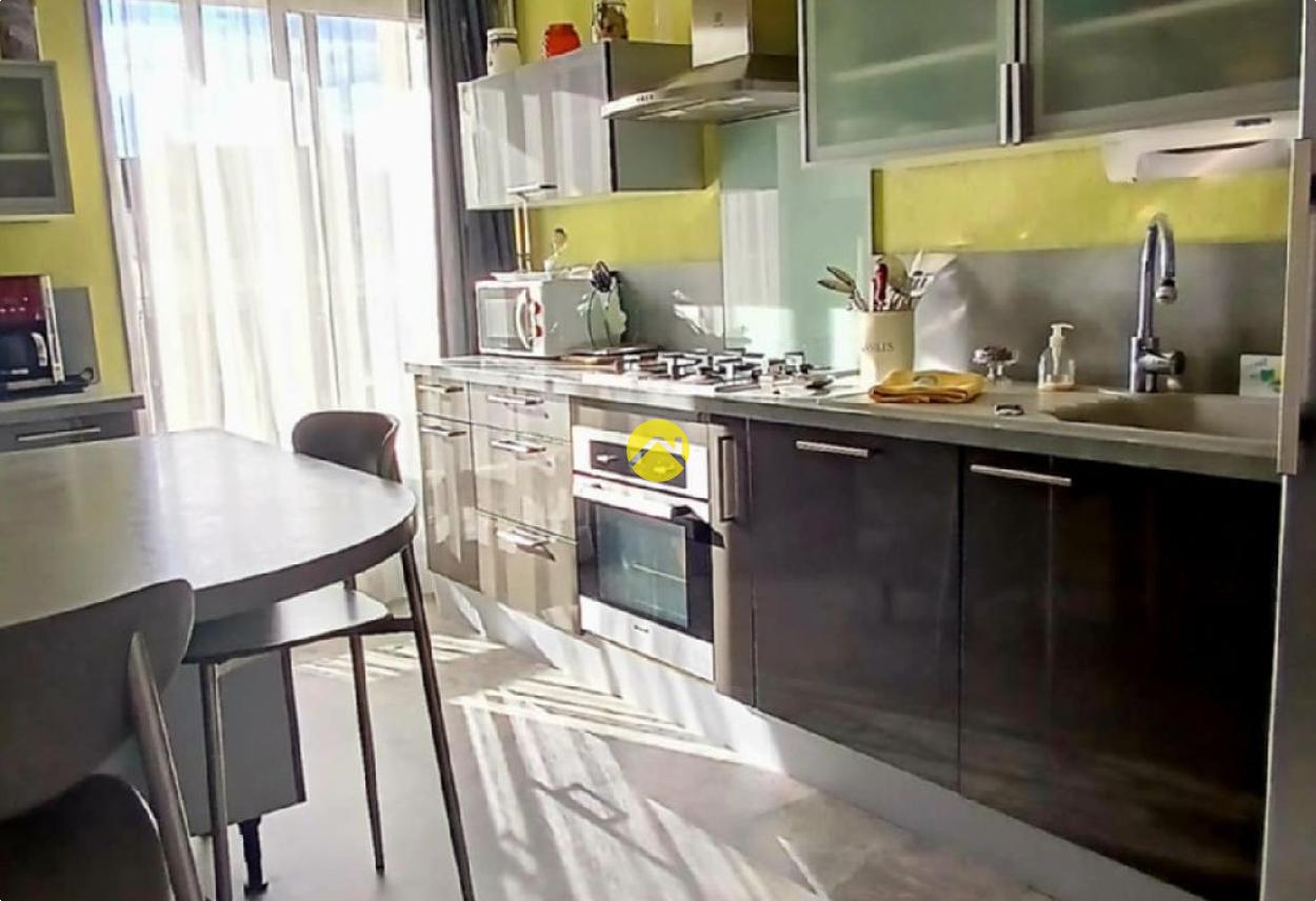 Appartement 4 pièces 84 m² · à Montluçon · 84 m² · 75 000 €
