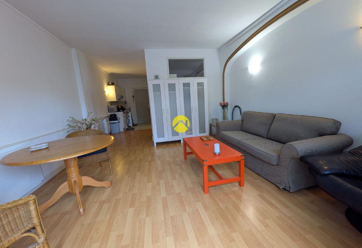 Appartement 2 pièces 38 m² à Néris les Bains, photo 2
