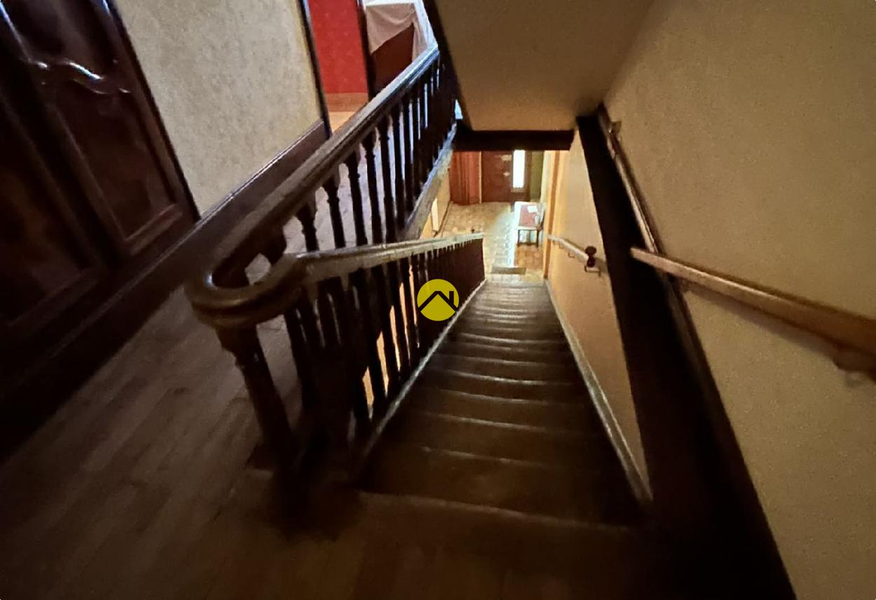 Appartement 8 pièces 251 m² à Montmarault, photo 5
