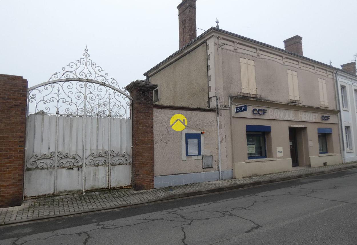 Maison 8 pièces 190 m² · à Argent-sur-Sauldre · 190 m² · 212 000 €